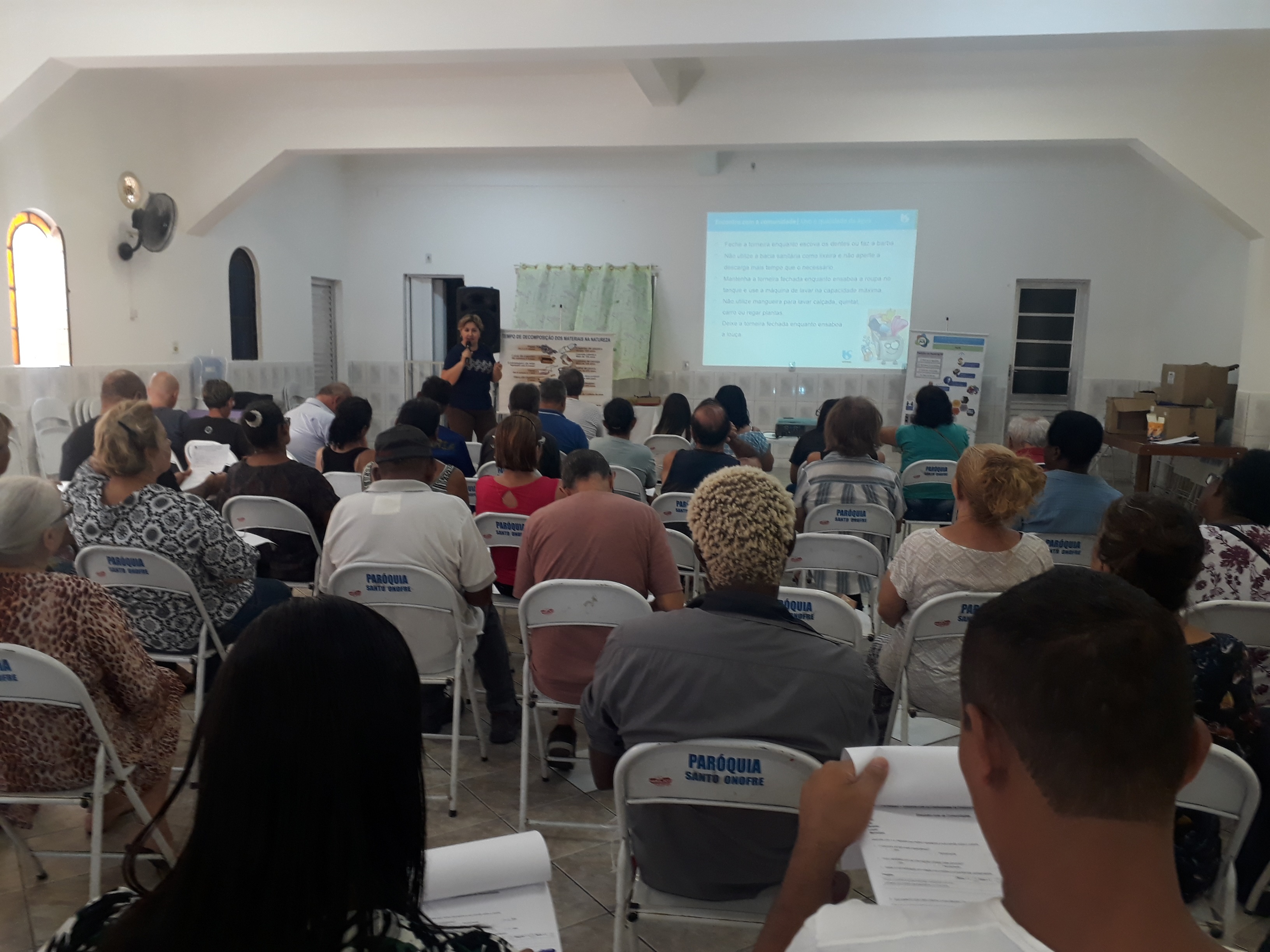 Sabesp realiza reunião com comunidade de Engenheiro Goulart